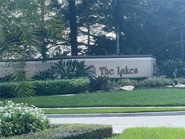 Hampton Lake, 459 Stonemont Dr, Weston, Florida 33326, image 1