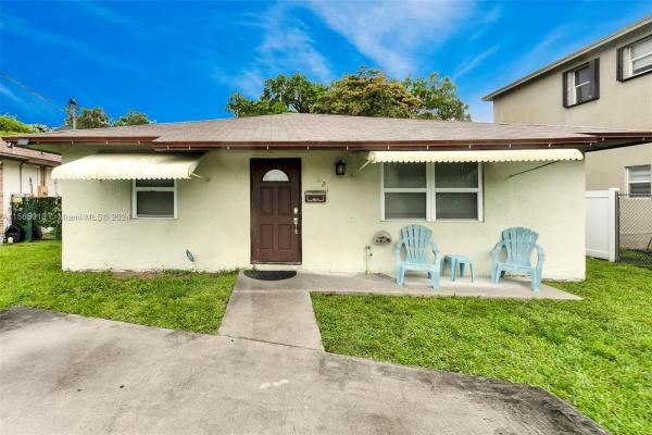 Town Of Modelo, 121 NW 7th Ave, Dania Beach, Florida 33004, image 2