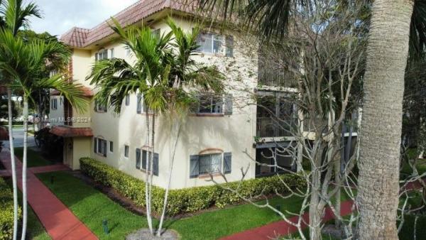 Barcelona North, 259 S Cypress Rd #526, Pompano Beach, Florida 33060, image 1