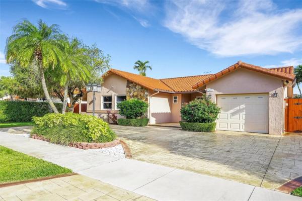 Comanche, 13451 SW 25th St, Tamiami, Florida 33175, image 3