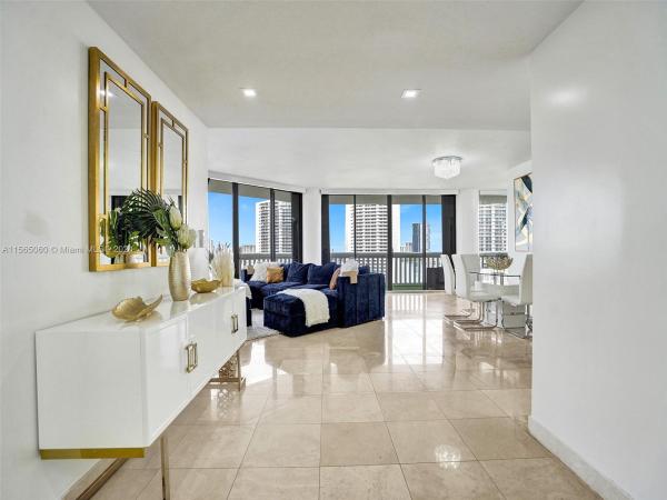 2000 Island Boulevard, 2000 Island Blvd #1701, Aventura, Florida 33160, image 3
