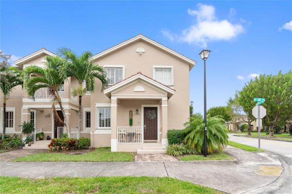 Mandarin Lakes, 27288 SW 143rd Ave, Naranja, Florida 33032, image 2