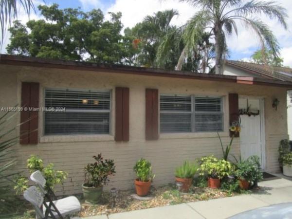 Cedar Point, 5177 Rose Hill Dr, Boynton Beach, Florida 33437, image 3