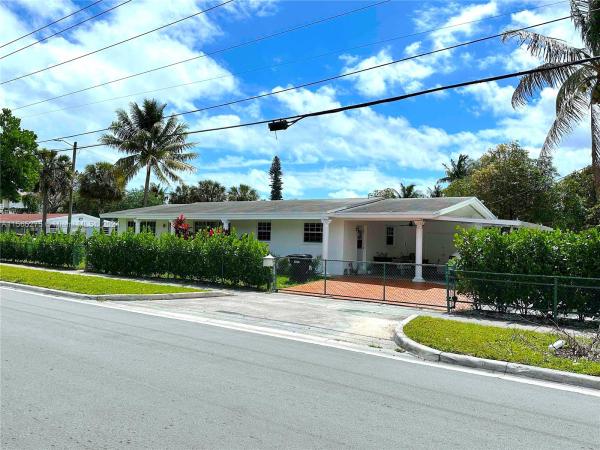 Fulford Heights, 1850 NE 161st St, North Miami Beach, Florida 33162, image 1