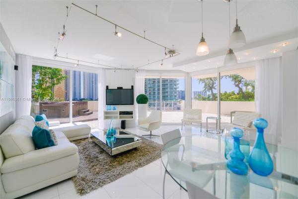 St Tropez On The Bay, 200 Sunny Isles Blvd #506, Sunny Isles Beach, Florida 33160, image 2