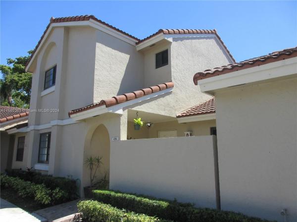 Villa Homes At The Moors, 6206 NW 170th Ter, Country Club, Florida 33015, image 1