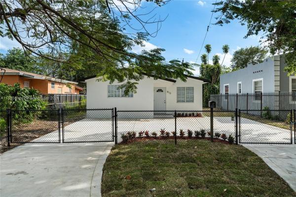 Gratigny Park, 810 NW 117th St, Pinewood, Florida 33168, image 1