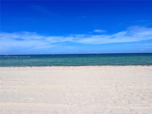 Balmoral, 9801 Collins Ave #19H, Bal Harbour, Florida 33154, image 1