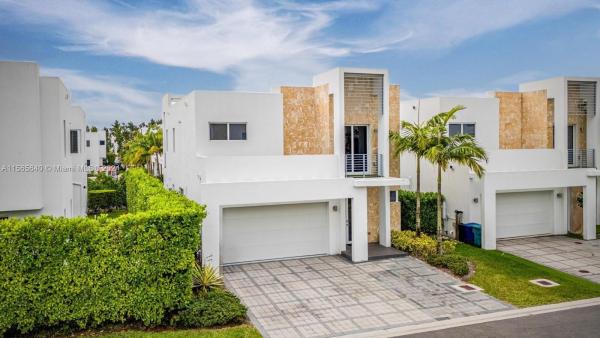 Vesta At Neovita, 10310 NW 68th St, Doral, Florida 33178, image 1
