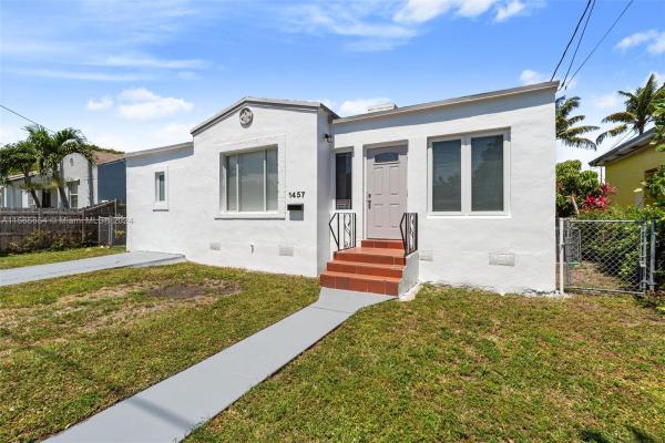 Fairhaven Gardens, 1457 NW 50th St, Miami, Florida 33142, image 1