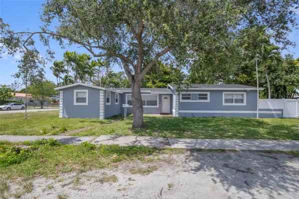 Ives Estates Residential, 1231 North Dr, Ives Estates, Florida 33179, image 3