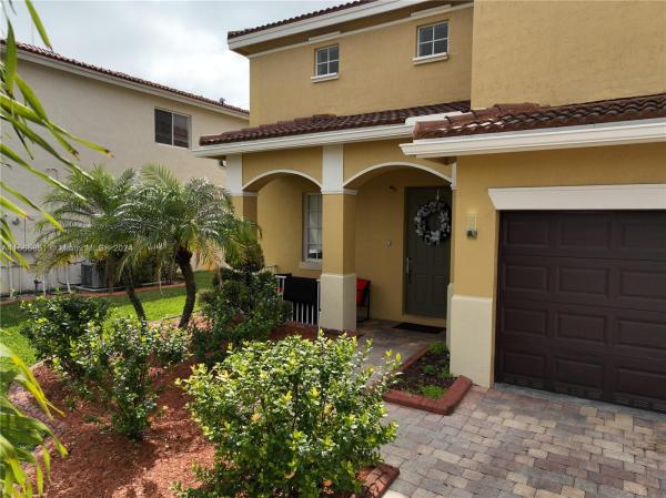 Sport Acres, 960 NW 204th St, Miami Gardens, Florida 33169, image 2