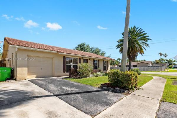 Millers Sunrise Estates, 10905 NW 26th Pl, Sunrise, Florida 33322, image 2