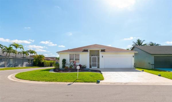 Normandy Isles, 1061 Salmon Isle, Greenacres, Florida 33413, image 1