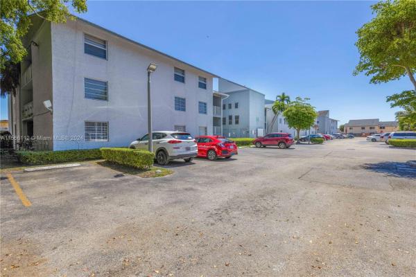 South Lake Villas, 8435 SW 156th Ct #1023, Kendall West, Florida 33193, image 1