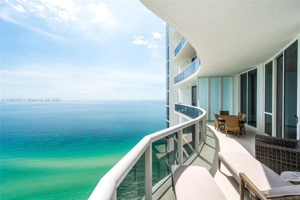 Tdr Tower 2, 15901 Collins Ave #3403, Sunny Isles Beach, Florida 33160, image 1