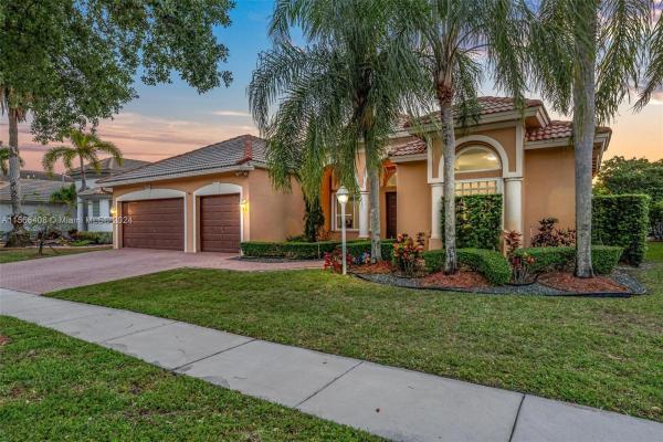 Serenity Bay, 1872 NW 139th Ave, Pembroke Pines, Florida 33028, image 2