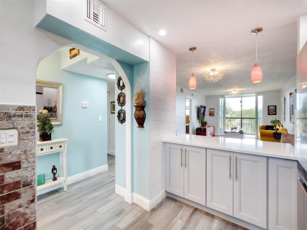 Aragon, 2541 Aragon Blvd #403, Sunrise, Florida 33322, image 1