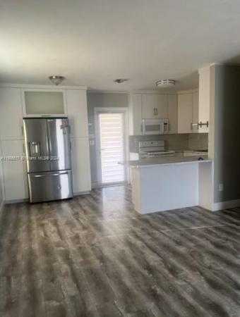 Pine Tree Park, 2971 NW 161st St, Miami Gardens, Florida 33054, image 2