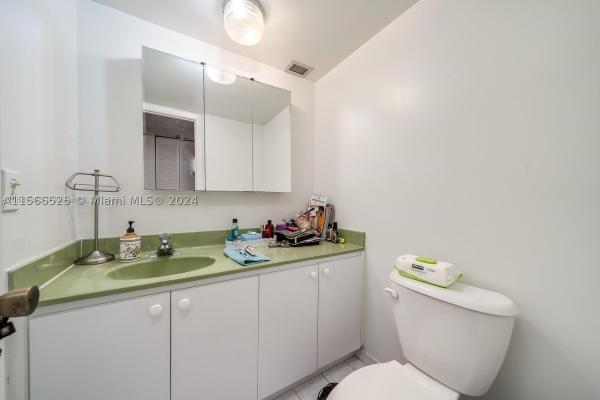 Commodore Plaza Tower, 2750 NE 183rd St #1107, Aventura, Florida 33160, image 2