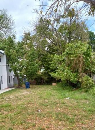 Liberty City, 1841 NW 70th St, Gladeview, Florida 33147, image 2