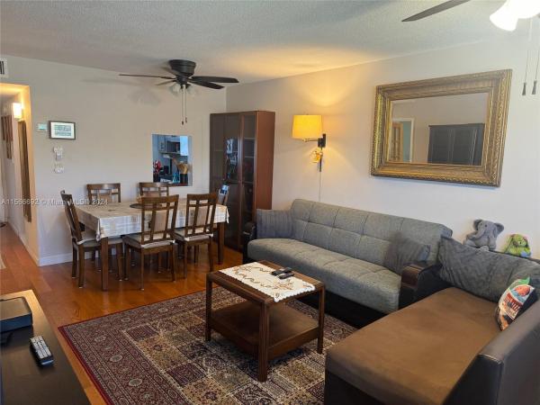 Sheridan Lakes, 2300 Park Ln #306, Hollywood, Florida 33021, image 2