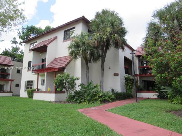 Lago Del Rey, 8660 SW 149th Ave #217, Kendall West, Florida 33193, image 3