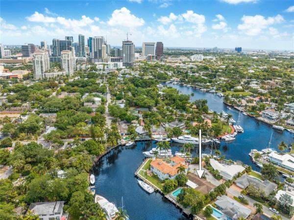 Tropical Point, 505 SW 10th Ave, Fort Lauderdale, Florida 33312, image 1