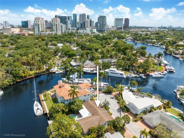 Tropical Point, 505 SW 10th Ave, Fort Lauderdale, Florida 33312, image 2