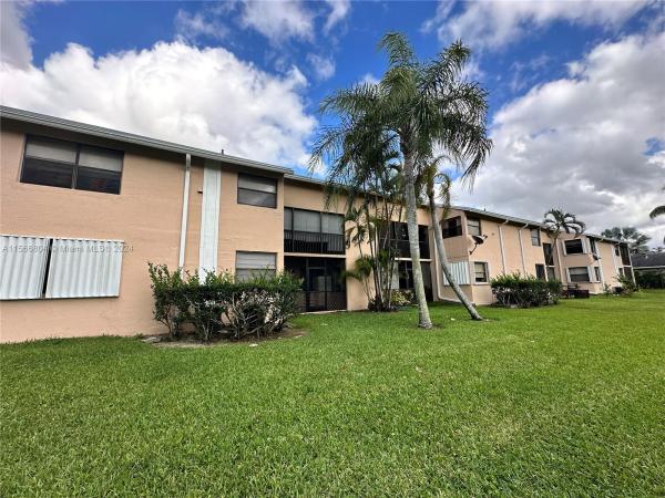 Lakeshore, 1140 Independence Trl #1140-J, Homestead, Florida 33034, image 3