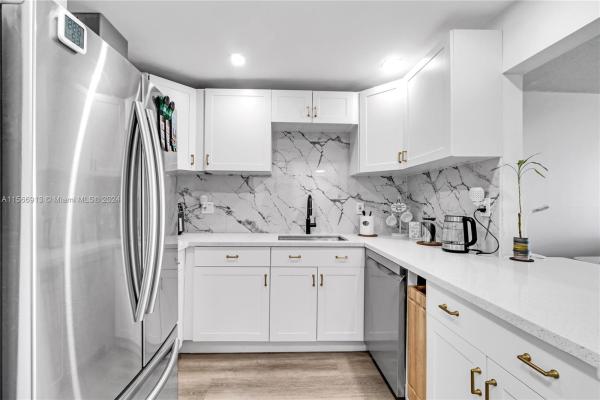 3 Horizons South, 1465 NE 123rd St #711, North Miami, Florida 33161, image 2