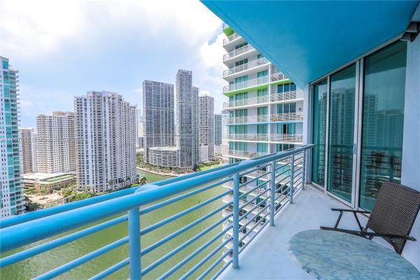 One Miami East, 335 S Biscayne Blvd #2703, Miami, Florida 33131, image 2