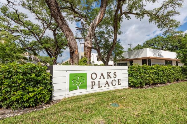 Oaks Place, 5501 W Oak Way #5501, Dania Beach, Florida 33314, image 1