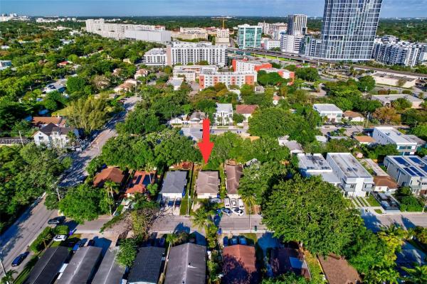 Carters, 3170 Carter St, Miami, Florida 33133, image 1