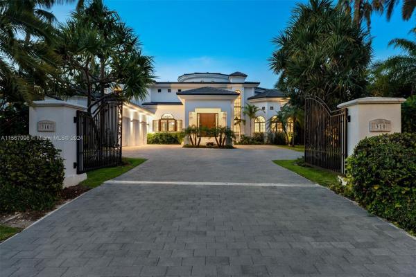 Golden Beach, 310 S Parkway Pkwy, Golden Beach, Florida 33160, image 1