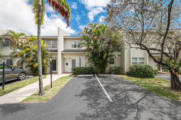 Rittenhouse Square, 6225 SW 78th St #1C, South Miami, Florida 33143, image 1