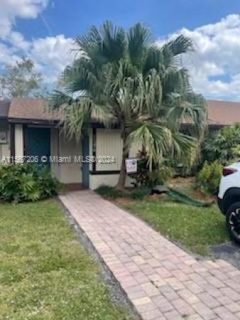 Heftler Townhouses, 11276 SW 116th Ter #11276, Kendall, Florida 33176, image 1