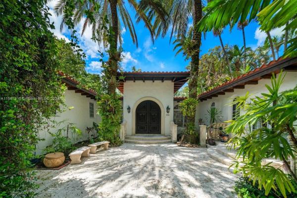 Sunset Islands, 2524 Regatta Ave, Miami Beach, Florida 33140, image 3