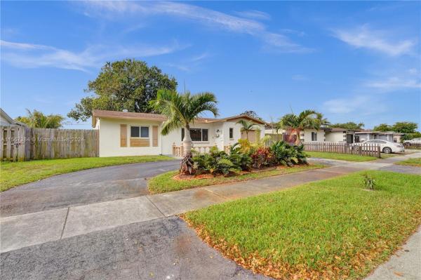 Boulevard Heights, 7304 Mckinley St, Hollywood, Florida 33024, image 2