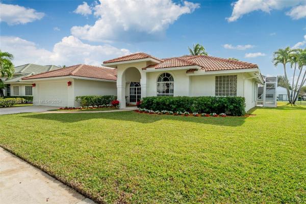 The Estates Of Royal Palm Beach, 144 Cypress Trce, Royal Palm Beach, Florida 33411, image 3