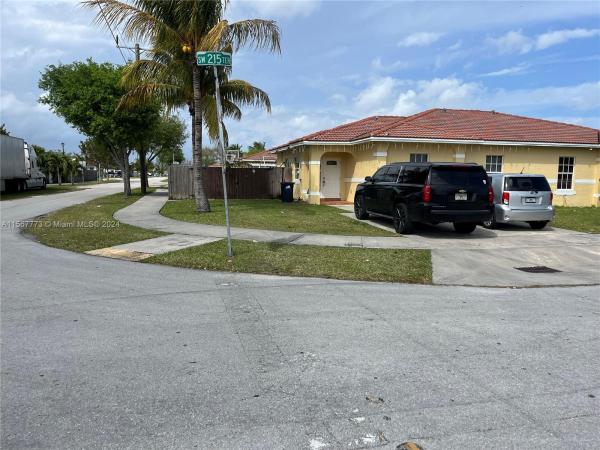 Goulds No HOA, 12265 SW 215th Ter #1, Goulds, Florida 33177, image 1