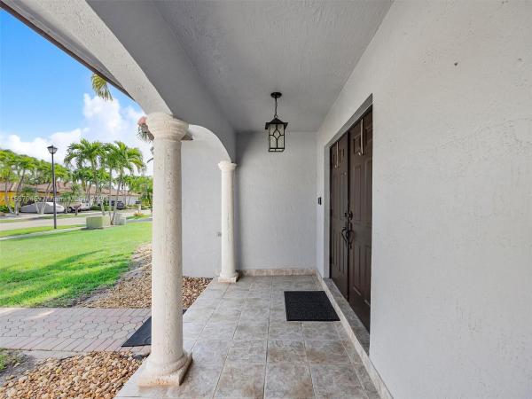 Kessler Grove, 15362 SW 172nd Ter, Richmond West, Florida 33187, image 3