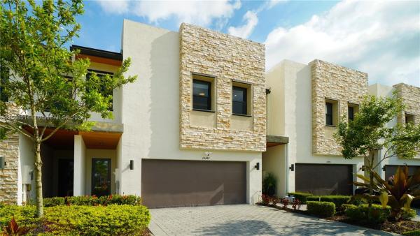 Summit At Park Central, 10481 NW 81st Ter, Doral, Florida 33178, image 1