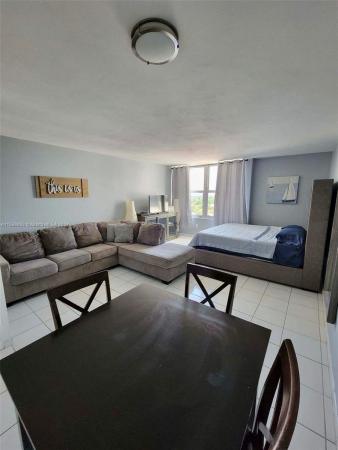 Triton Tower, 2899 Collins Ave #1634, Miami Beach, Florida 33140, image 3