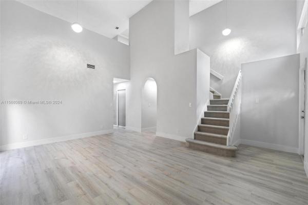 Trellises, 2572 W Saratoga Dr, Cooper City, Florida 33026, image 3