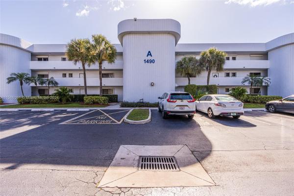 Sheridan By The Beach, 1490 Sheridan St #8A, Hollywood, Florida 33020, image 2