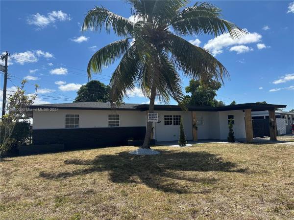Carol City, 4400 NW 179th St, Miami Gardens, Florida 33055, image 2