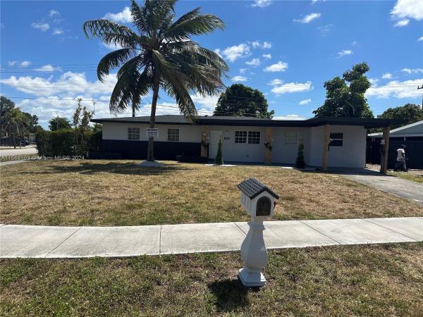 Carol City, 4400 NW 179th St, Miami Gardens, Florida 33055, image 3