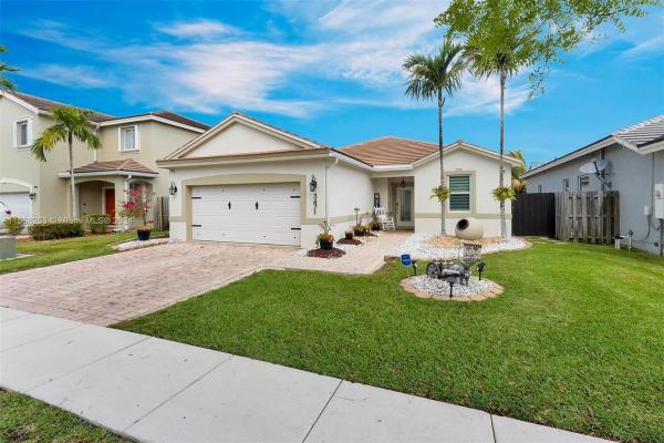 Antigua At Oasis, 3471 NE 1st St, Homestead, Florida 33033, image 1