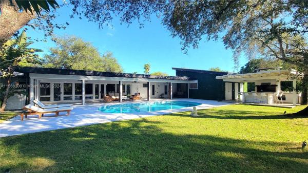 Town Estates, 6200 SW 118th St, Pinecrest, Florida 33156, image 2